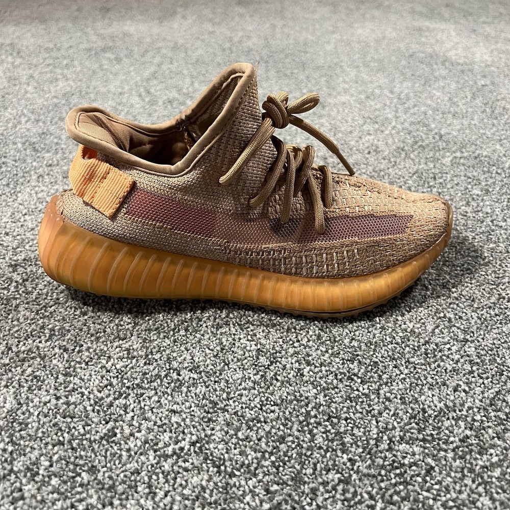 Adidas Yeezy Boost 350 V2 Clay EG7490 Sneakers Men’s US 5 Women’s 6 Size 36